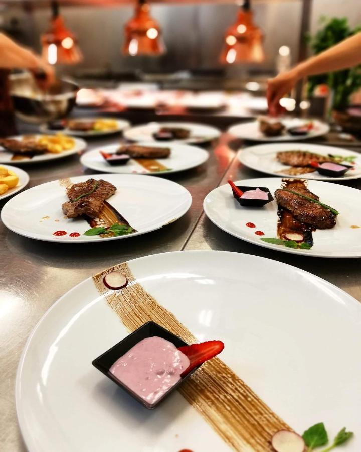 Restaurant And Rooms Kotlar コバリード エクステリア 写真